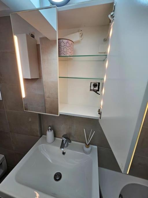 Affordable Suite In Vienna'S Hotpoint Eksteriør bilde